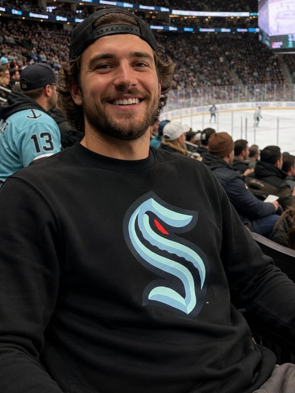 SEATTLE KRAKEN  MENS LONG SLEEVE  (MEDIUM)